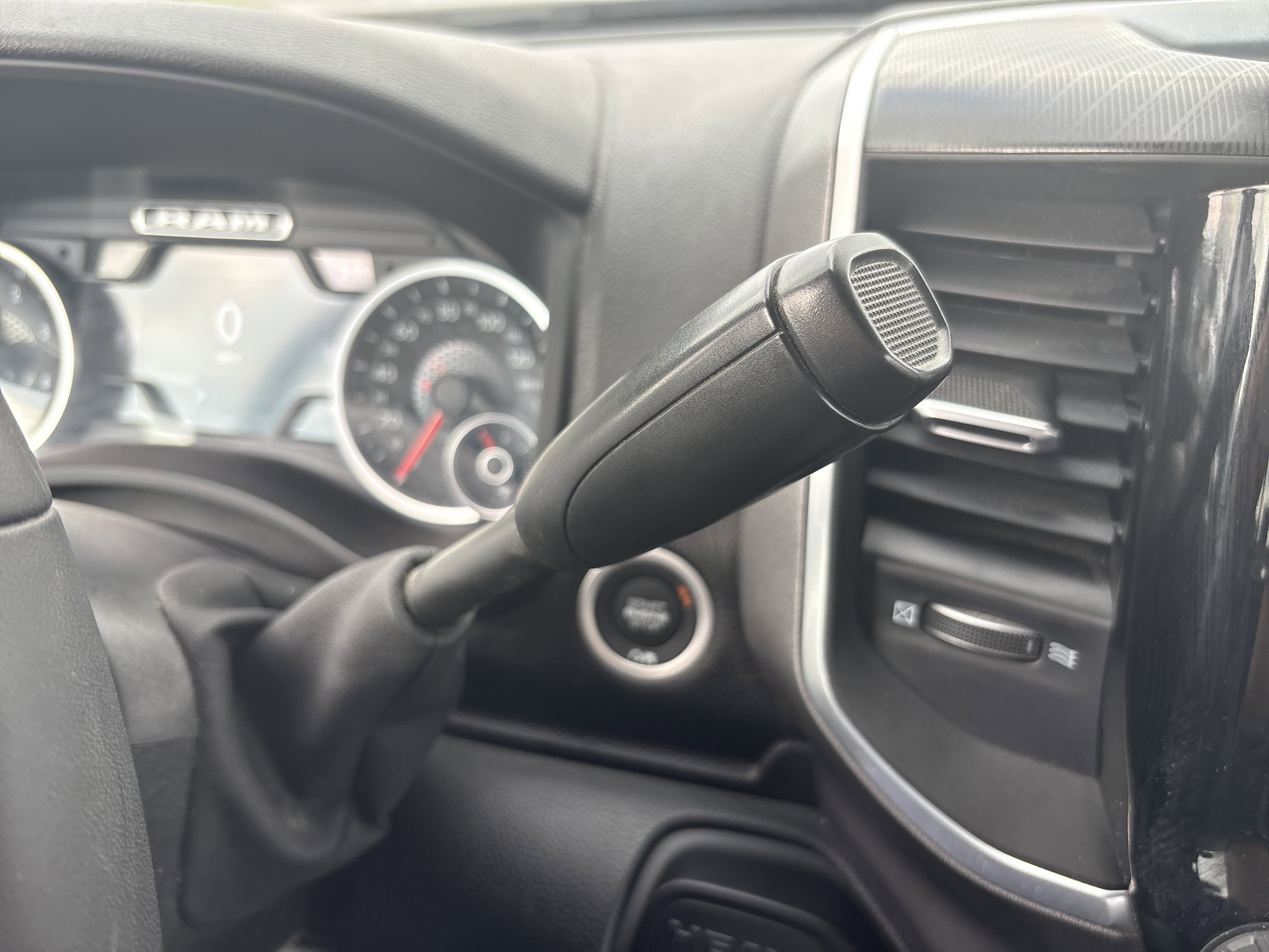 Used 2025 RAM 2500 Big Horn w/ Safety Group image 24