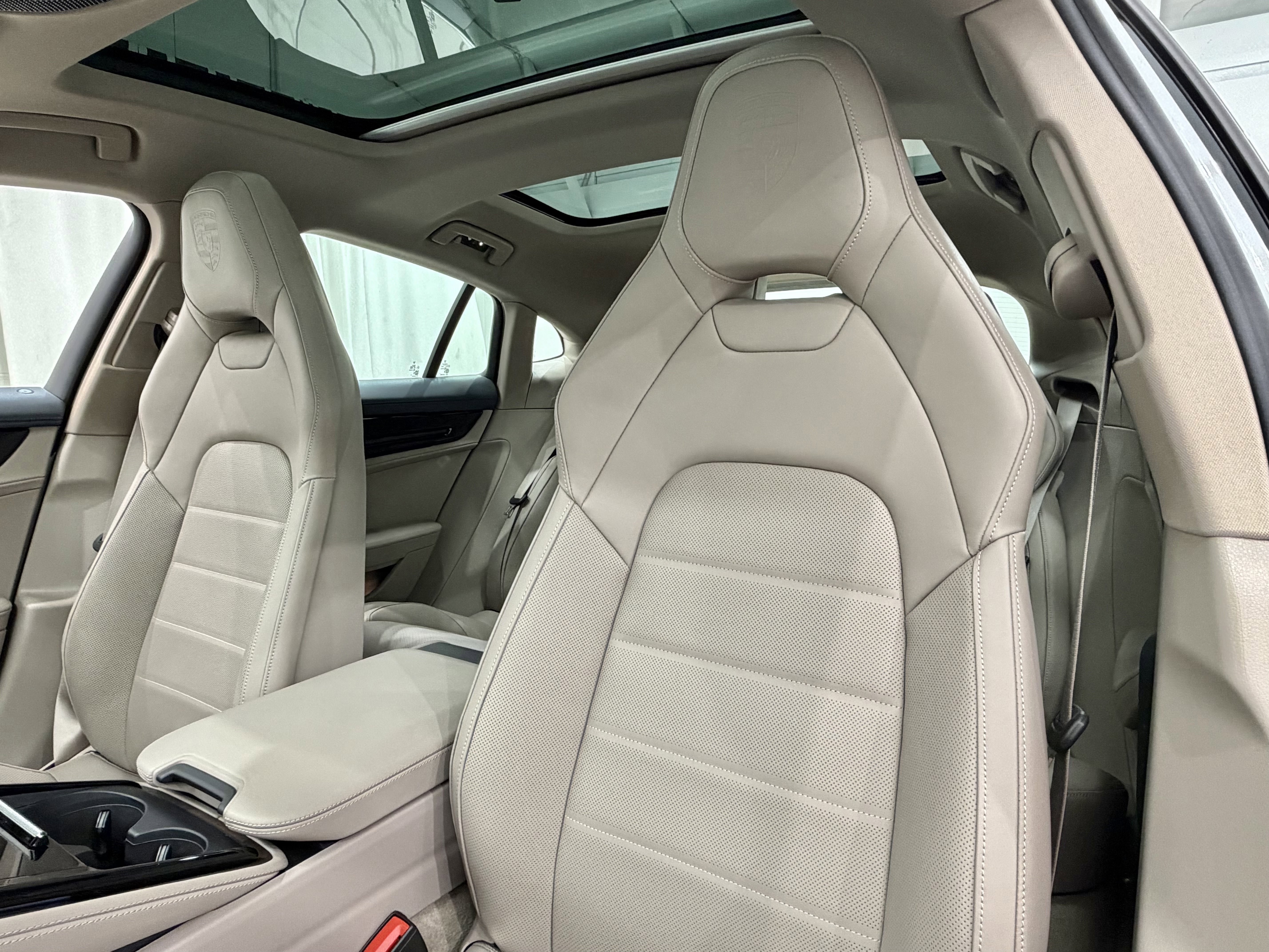 New 2026 Porsche Panamera 4 image 33