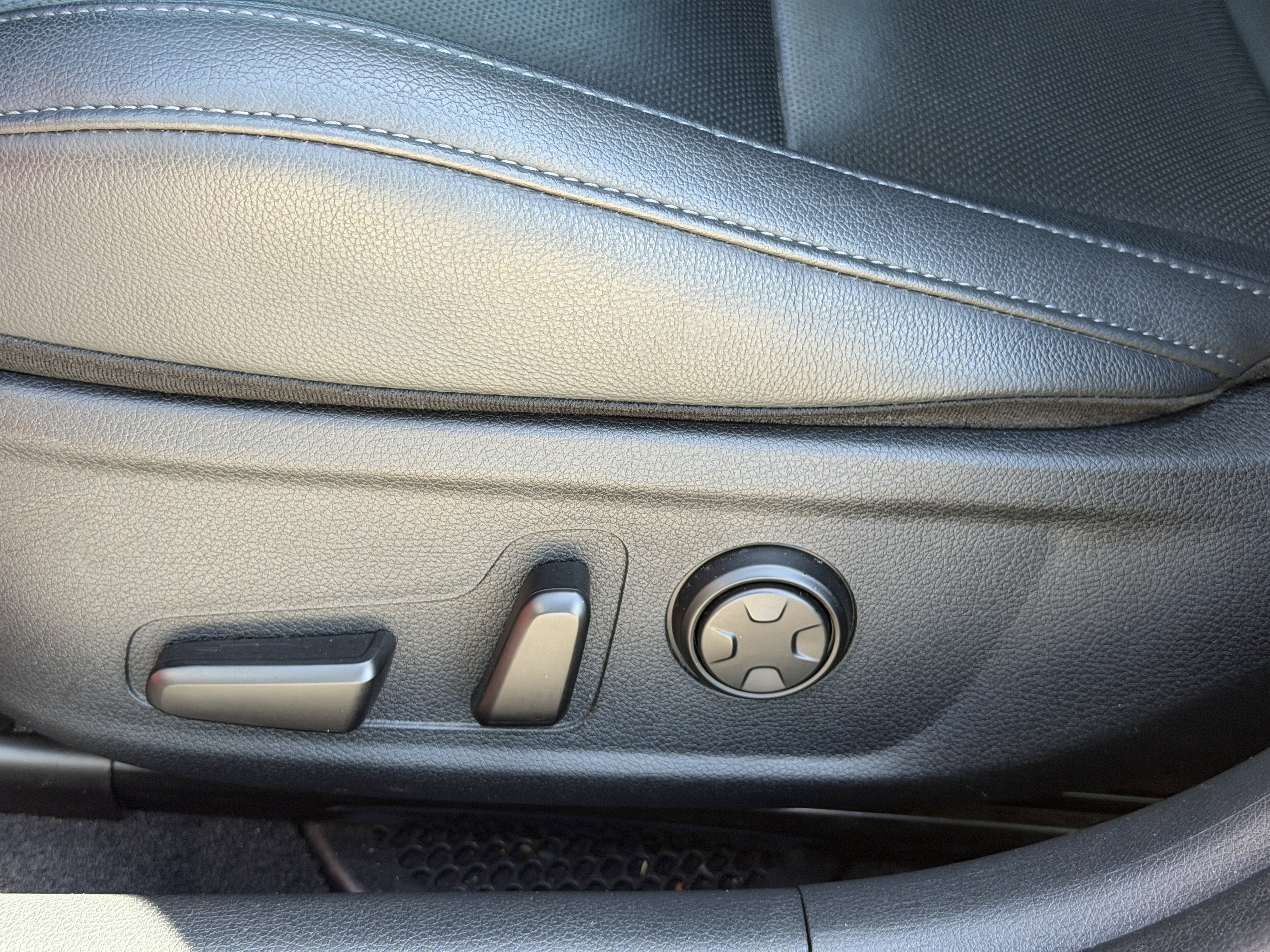 Certified 2019 Kia Stinger Premium image 20