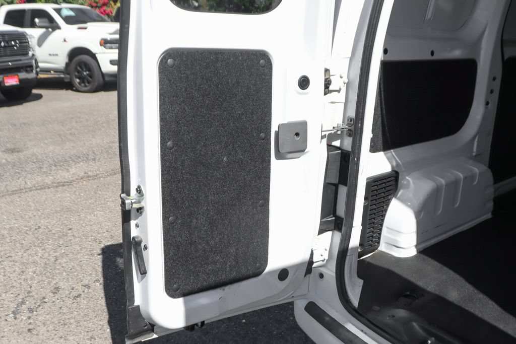 Used 2018 Nissan NV200 SV w/ Navigation Package FWD image 11