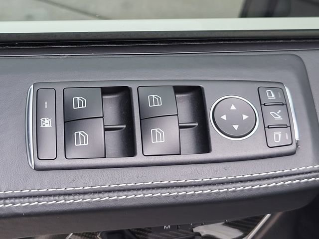 Used 2017 Mercedes-Benz G 550 Squared image 24