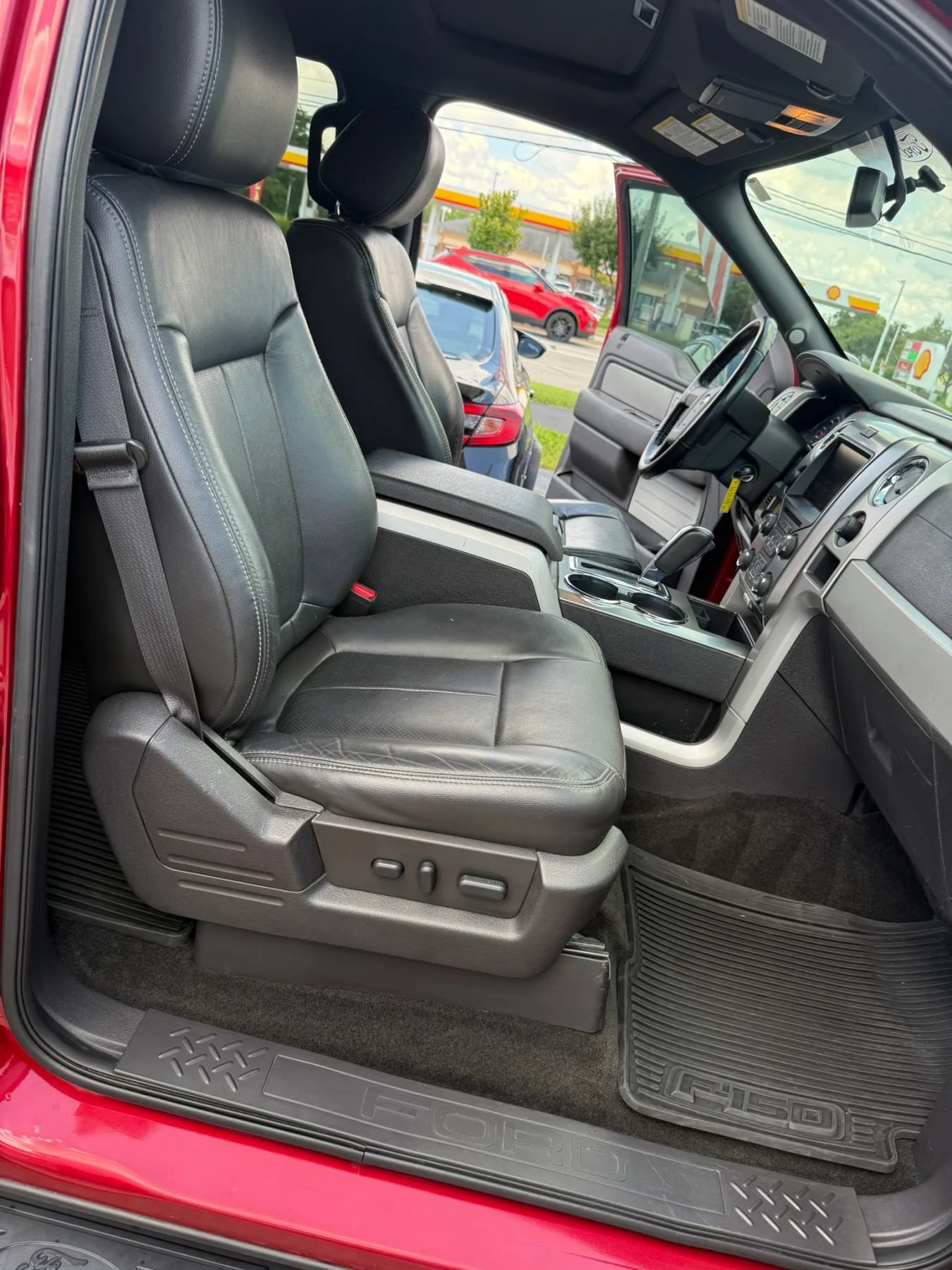 Used 2013 Ford F150 FX4 w/ Luxury Equipment Group AWD/4WD image 23