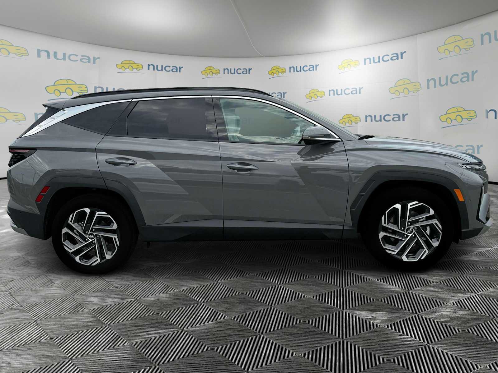 New 2025 Hyundai Tucson Limited image 10