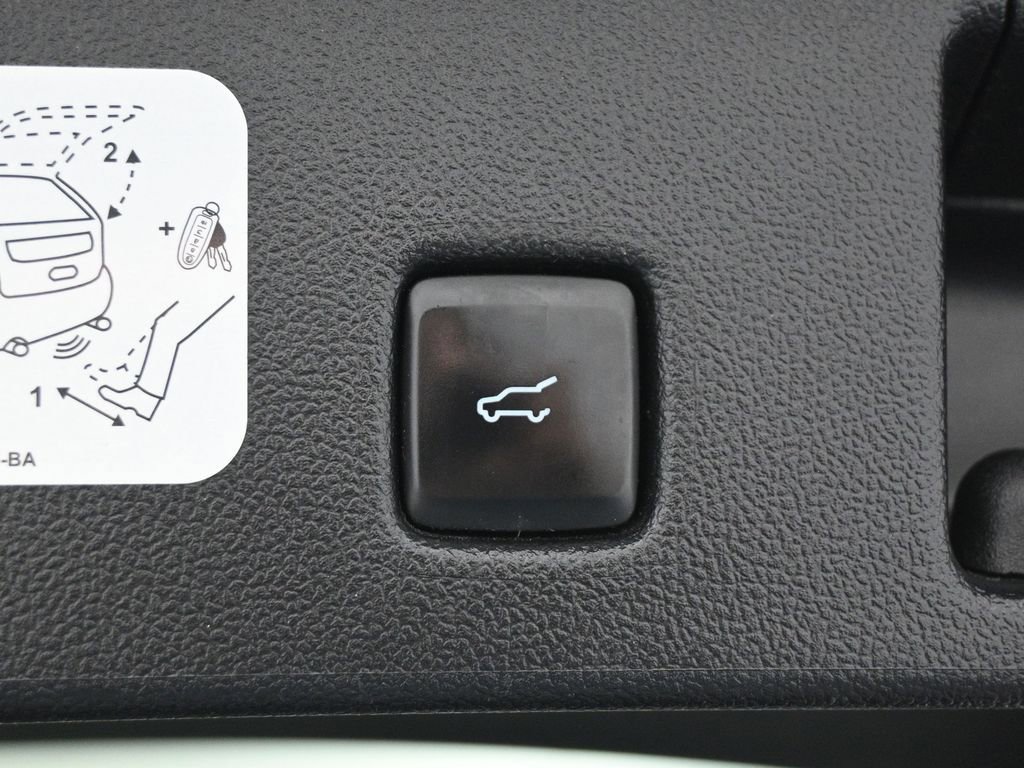 Used 2020 Ford Escape SEL image 27