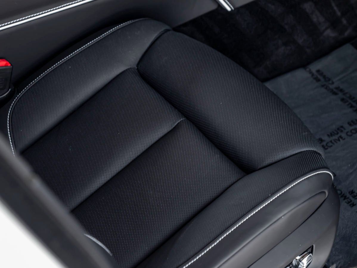 Used 2024 Rolls-Royce Ghost image 31