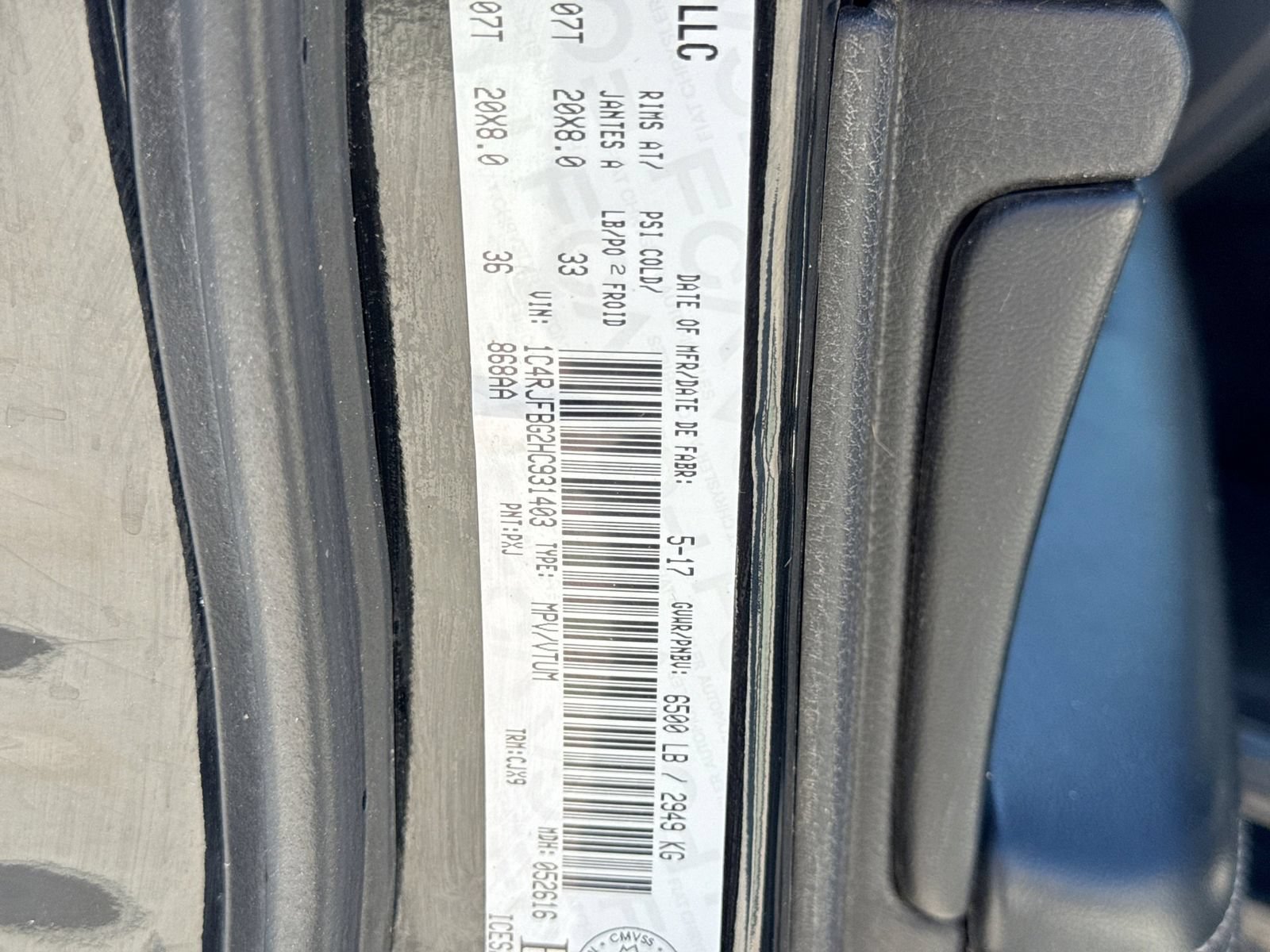 Used 2017 Jeep Grand Cherokee Limited AWD/4WD image 37