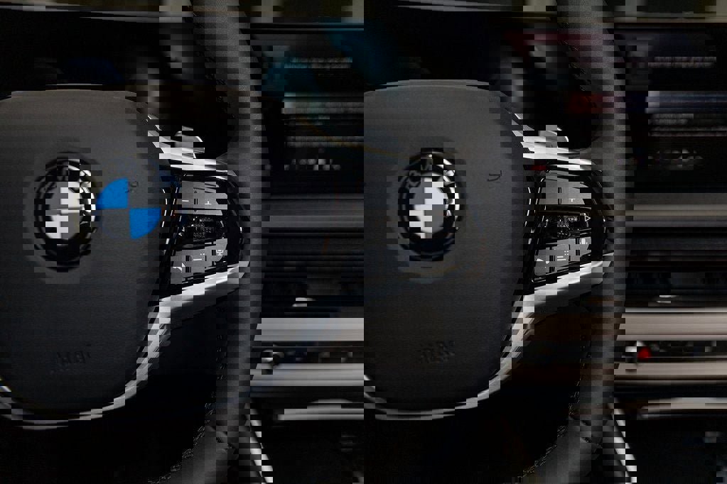 Used 2026 BMW 330i xDrive Sedan w/ Premium Package AWD/4WD image 26