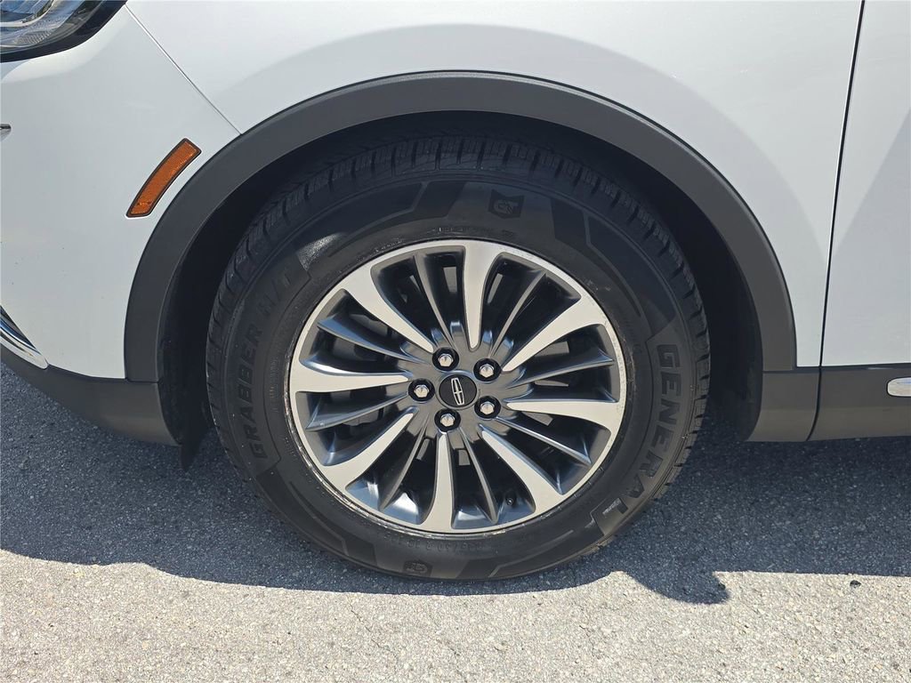 Certified 2021 Lincoln Nautilus Reserve w/ Cargo Utility Package AWD/4WD image 9
