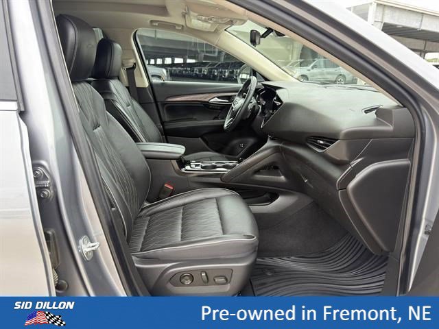 Certified 2021 Buick Envision Avenir w/ Technology Package II AWD/4WD image 17