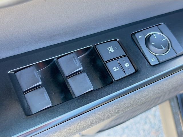 Used 2023 Lexus UX 250h FWD w/ Accessory Package (Z1) image 22