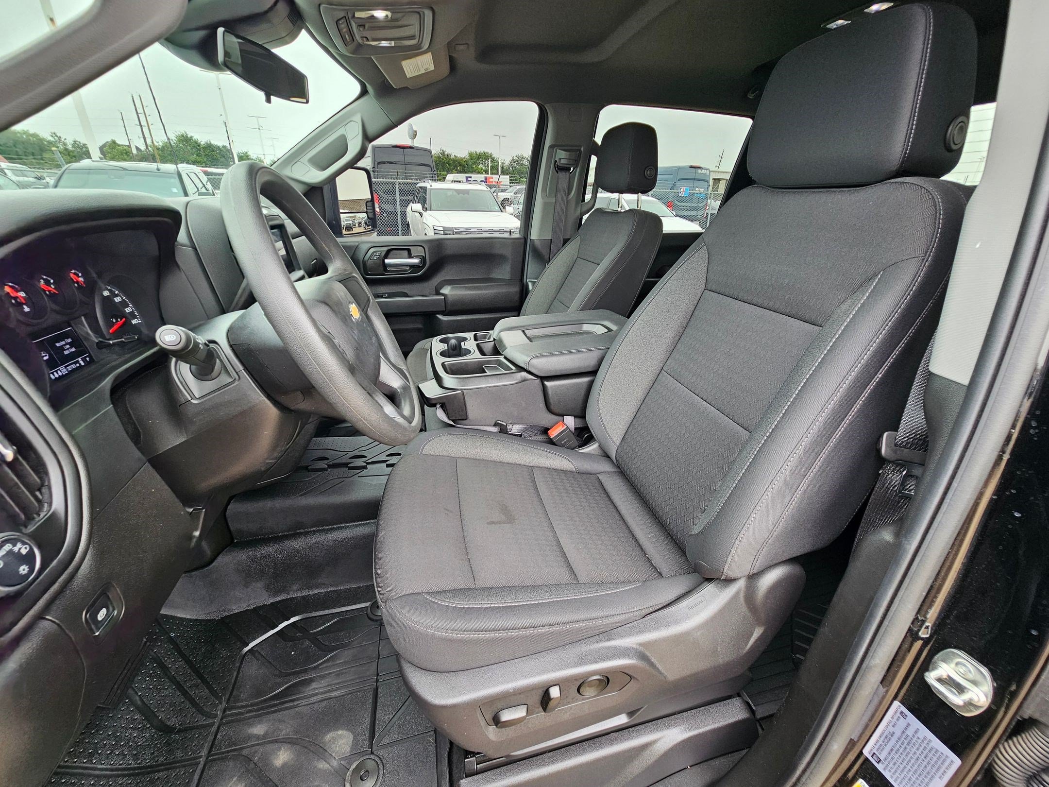 Used 2025 Chevrolet Silverado 2500 Custom w/ Custom Convenience Package AWD/4WD image 17