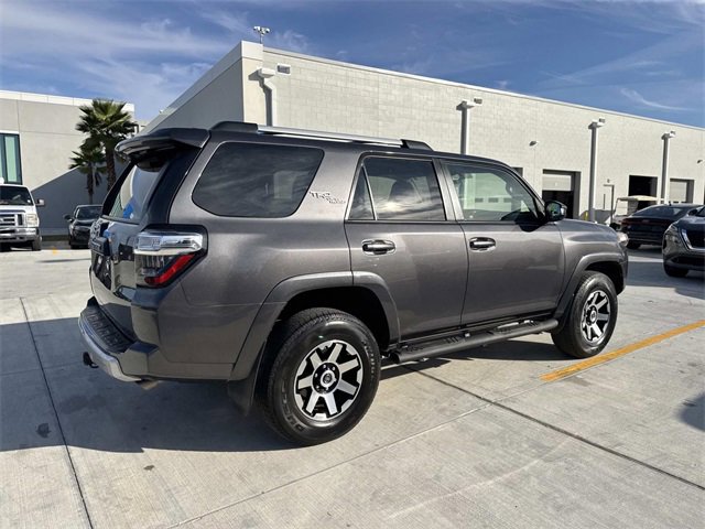 Used 2018 Toyota 4Runner TRD Off-Road image 7