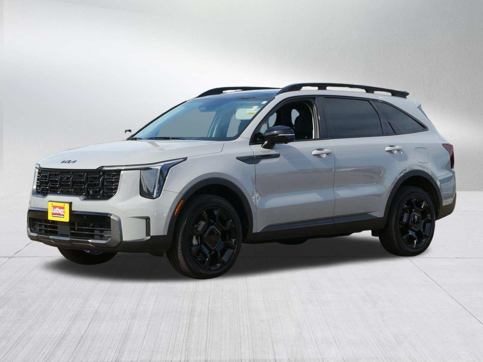 Used 2025 Kia Sorento SX AWD/4WD image 3