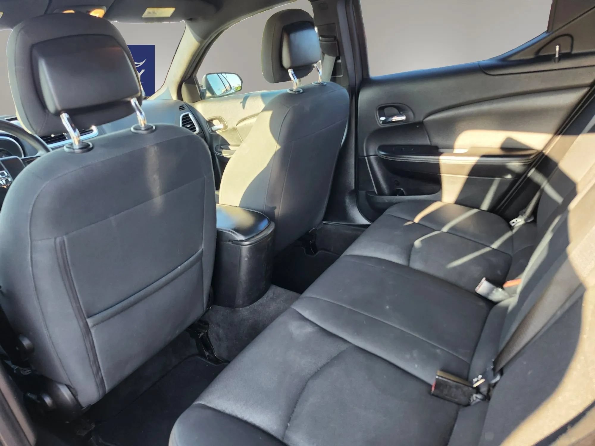 Used 2012 Dodge Avenger SE FWD image 22