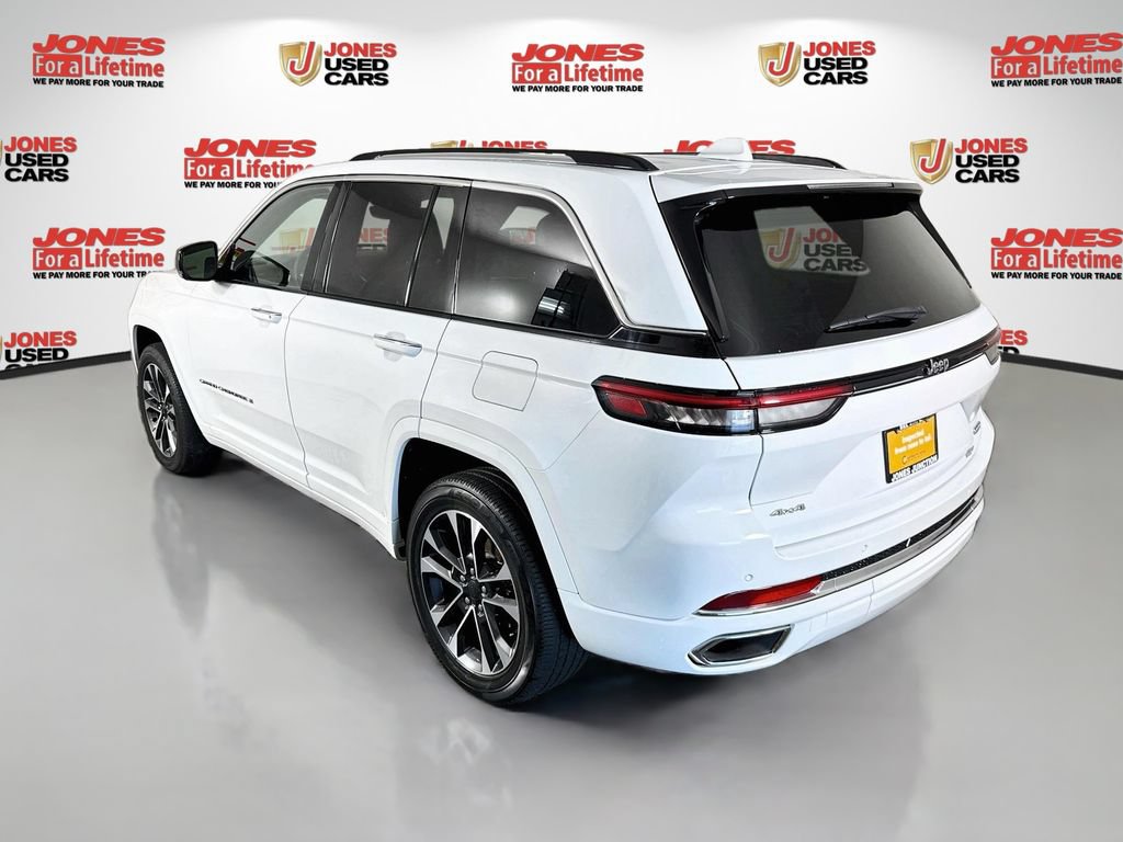 Used 2023 Jeep Grand Cherokee Overland AWD/4WD image 2