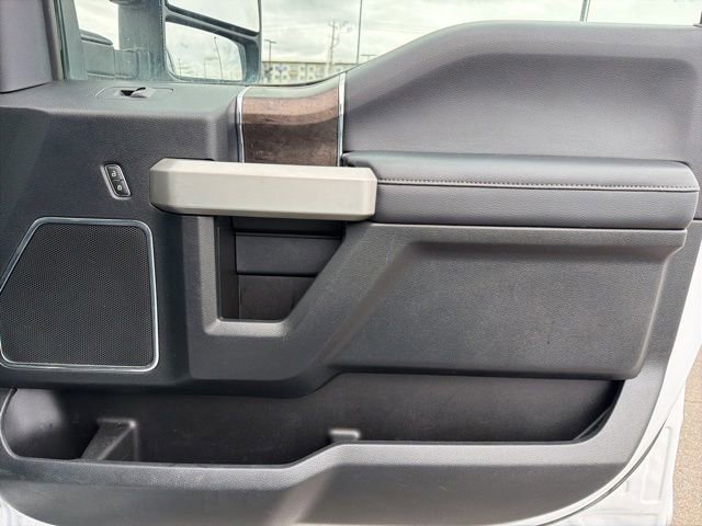 Used 2022 Ford F350 Lariat w/ Chrome Package AWD/4WD image 9