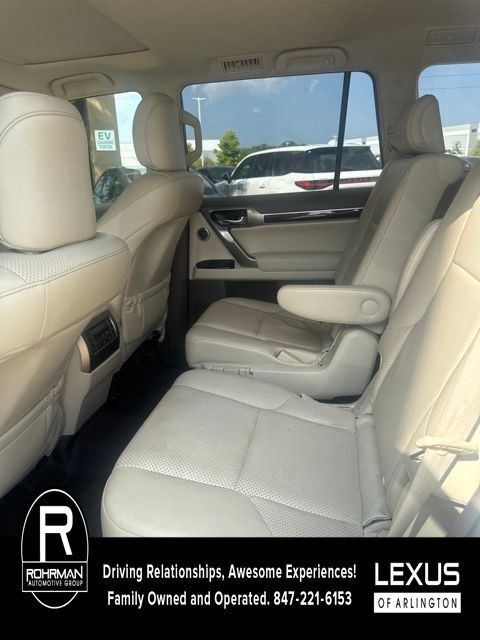 Used 2017 Lexus GX 460 Luxury AWD/4WD image 7
