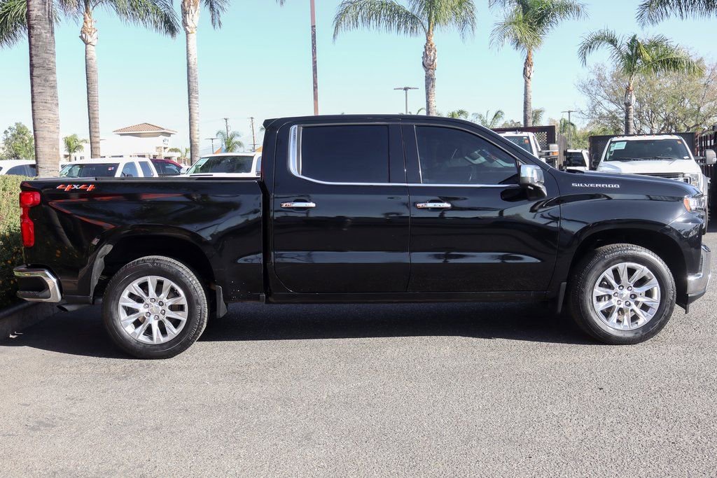 Used 2019 Chevrolet Silverado 1500 LTZ w/ LTZ Plus Package AWD/4WD image 11