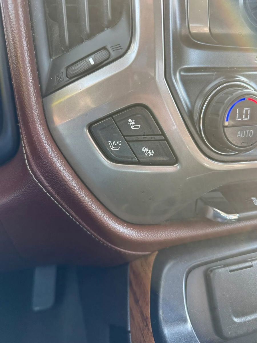 Used 2014 Chevrolet Silverado 1500 High Country image 39