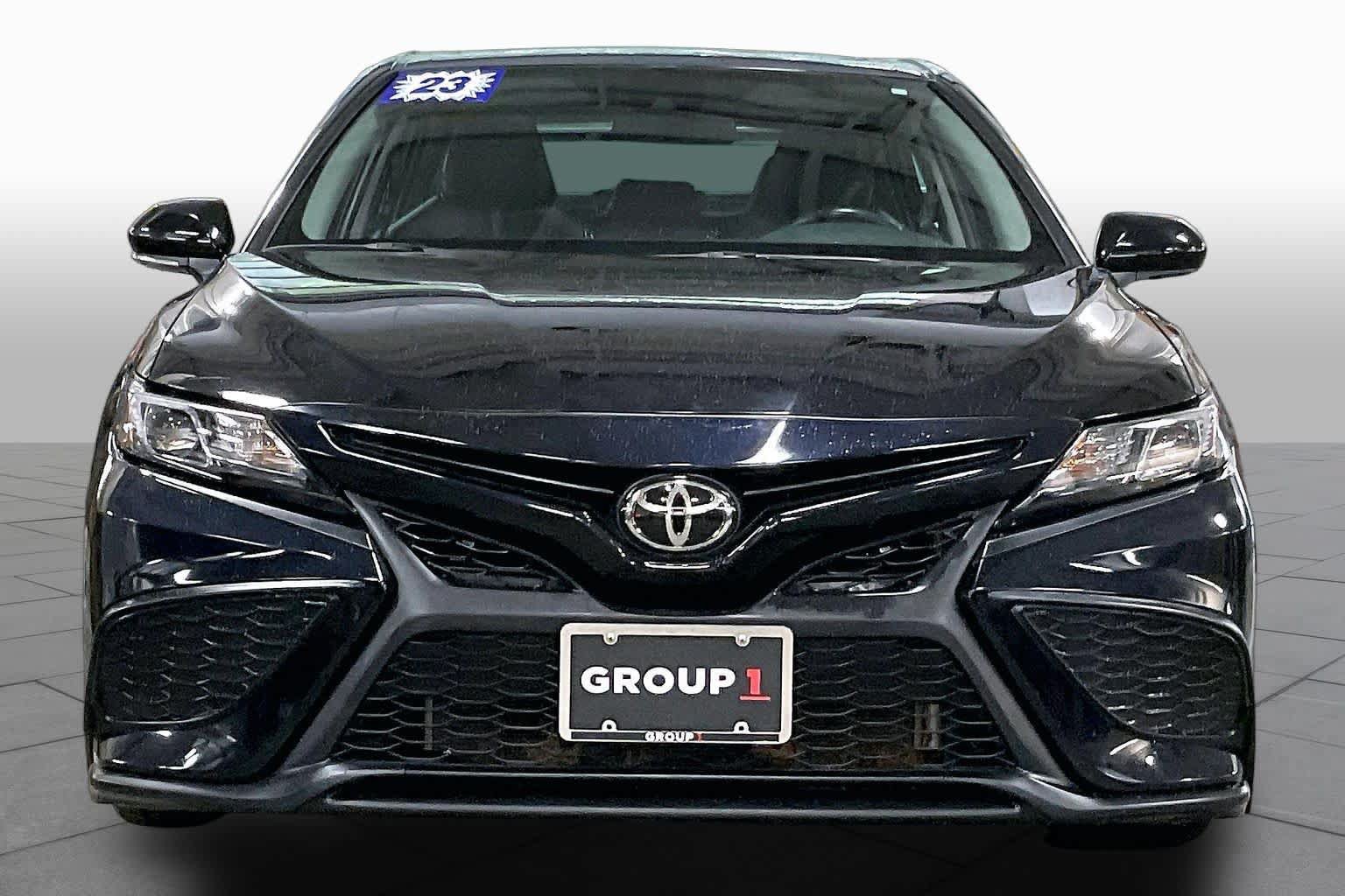 Used 2023 Toyota Camry SE w/ Cold Weather Package AWD/4WD image 4