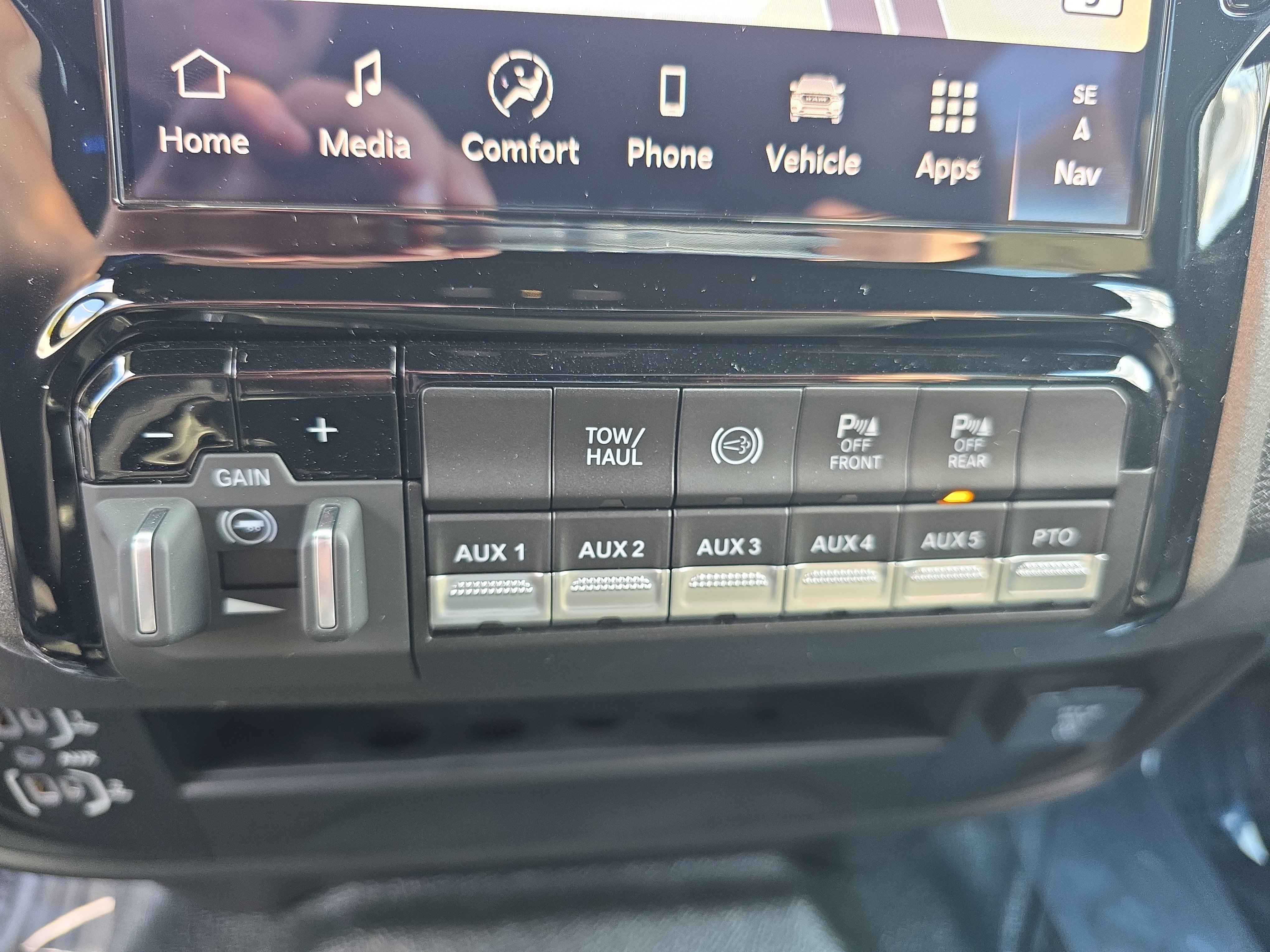 New 2026 RAM 5500 Tradesman AWD/4WD image 7