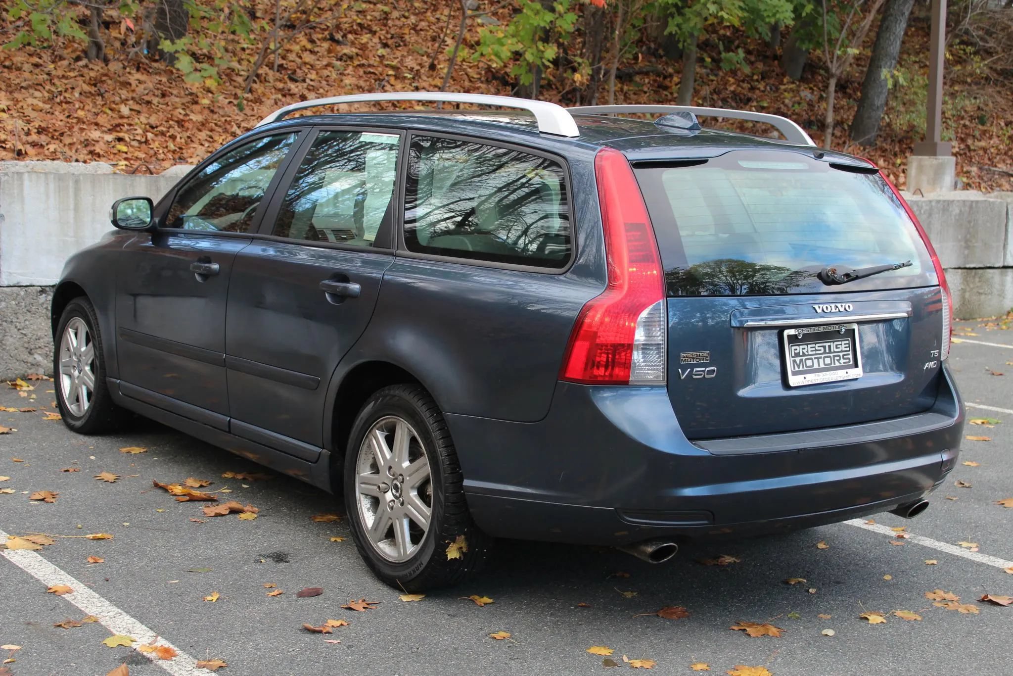 Used 2008 Volvo V50 T5 AWD/4WD image 7