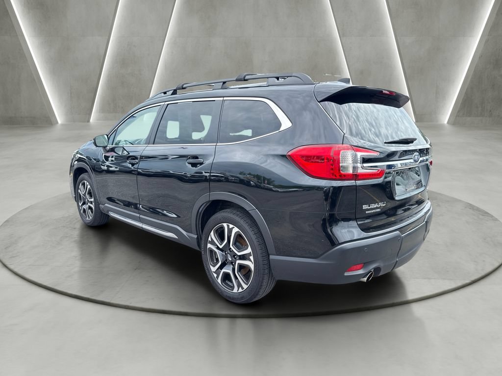 Used 2023 Subaru Ascent Limited AWD/4WD image 5