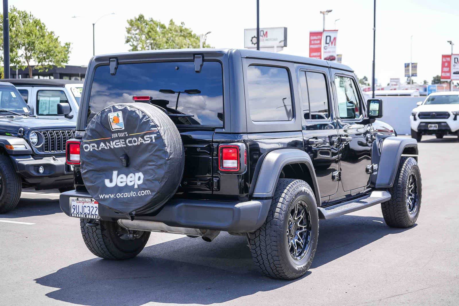 Used 2020 Jeep Wrangler Unlimited Sport AWD/4WD image 6