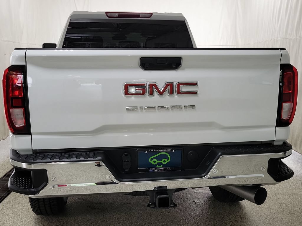 Certified 2024 GMC Sierra 2500 Pro AWD/4WD image 4