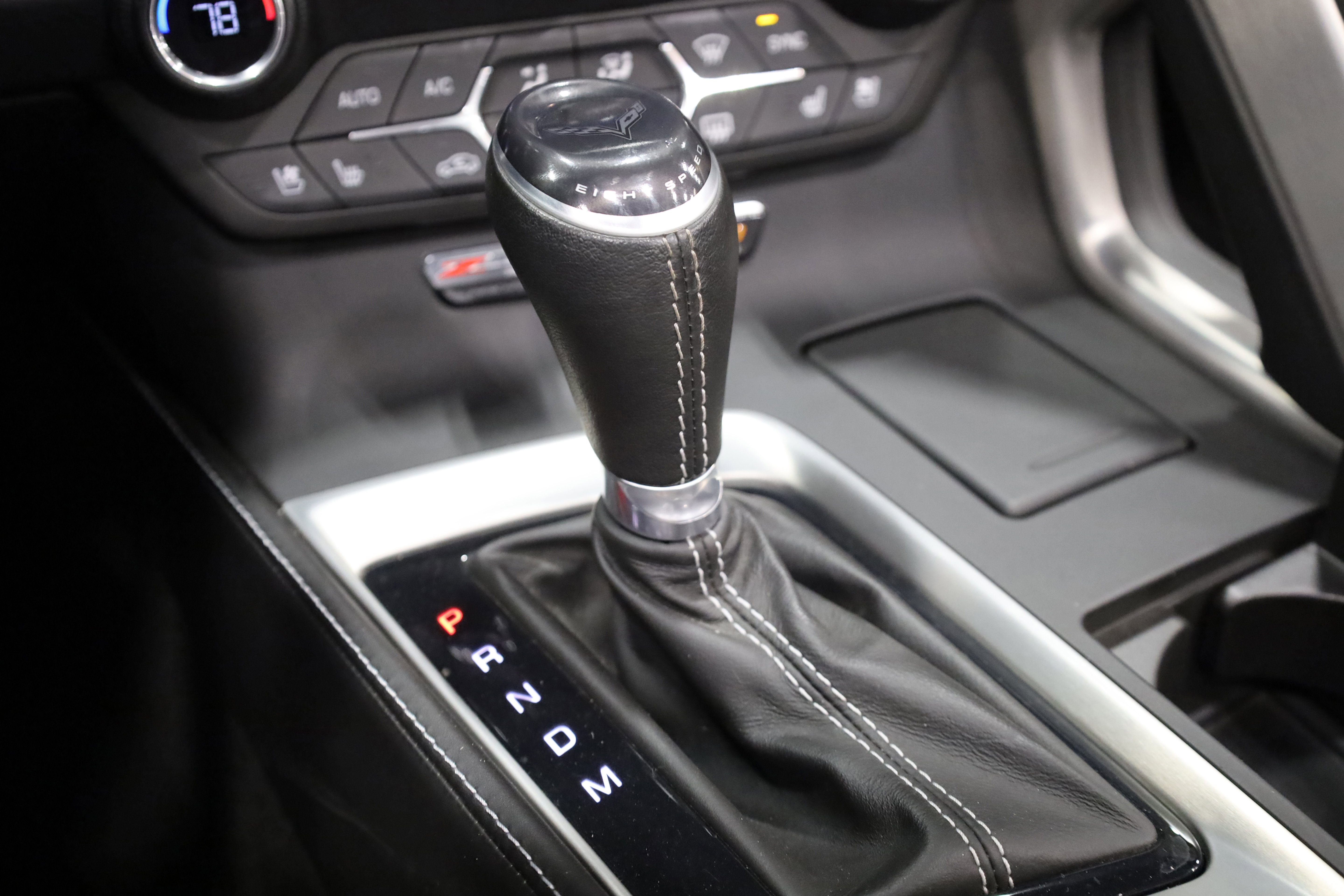 Used 2016 Chevrolet Corvette Z06 w/ 3LZ Preferred Equipment Group image 34