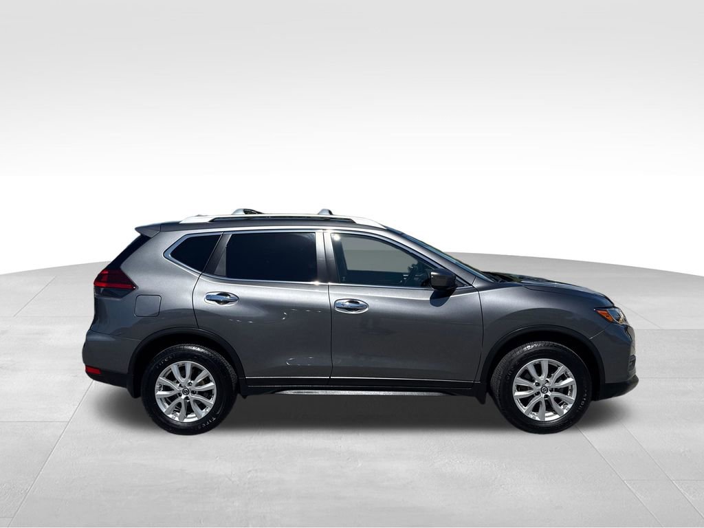 Used 2020 Nissan Rogue SV image 7