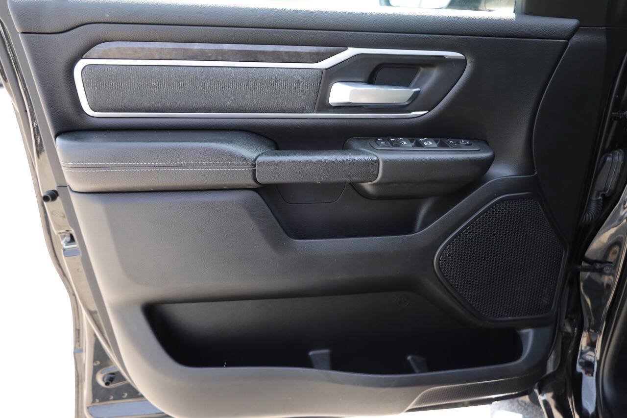 Used 2022 RAM 1500 Big Horn AWD/4WD image 12