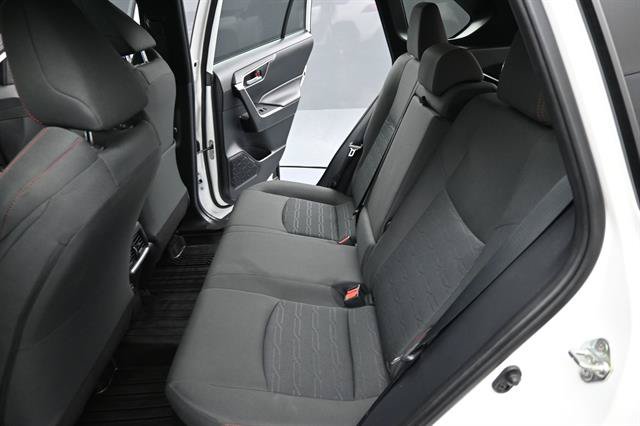 Certified 2024 Toyota RAV4 SE w/ Weather & Moonroof Package AWD/4WD image 17