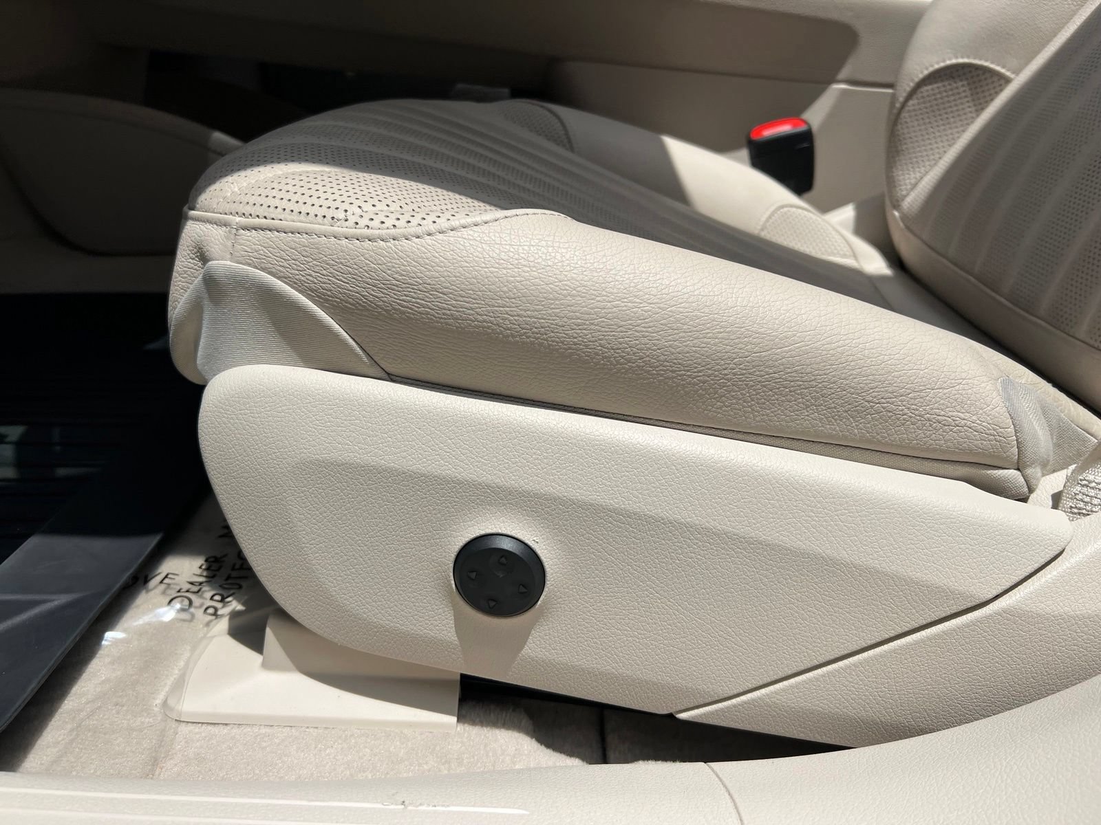 Used 2022 Mercedes-Benz EQS 580 4MATIC Sedan image 33