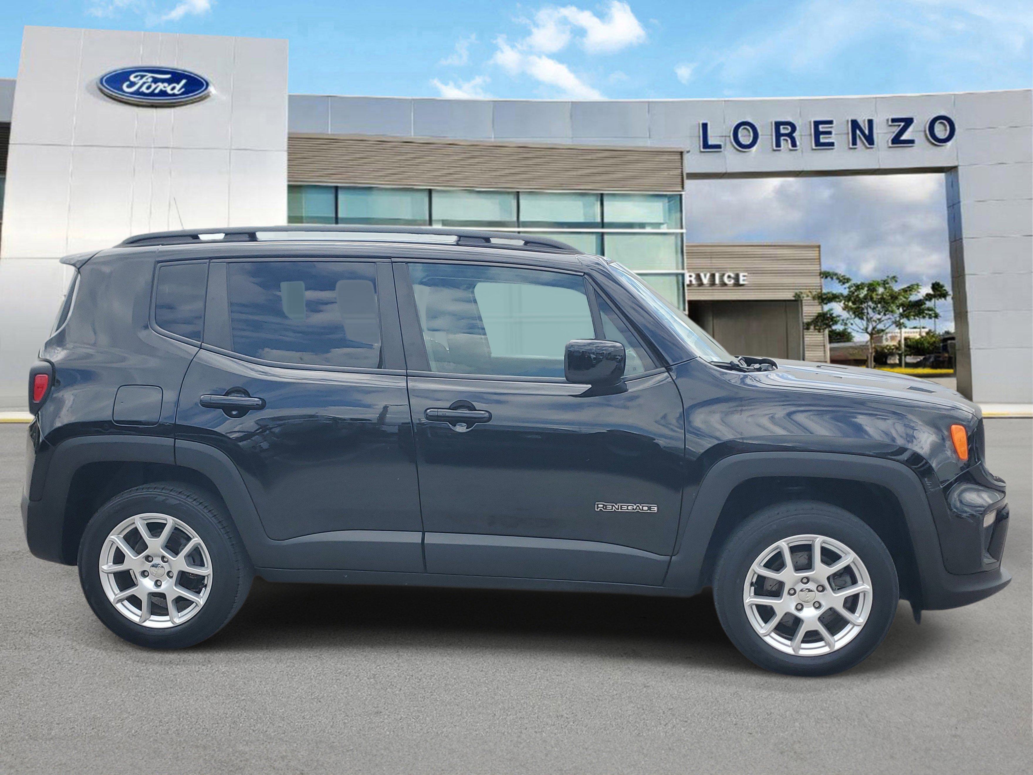 Used 2021 Jeep Renegade Latitude AWD/4WD image 4