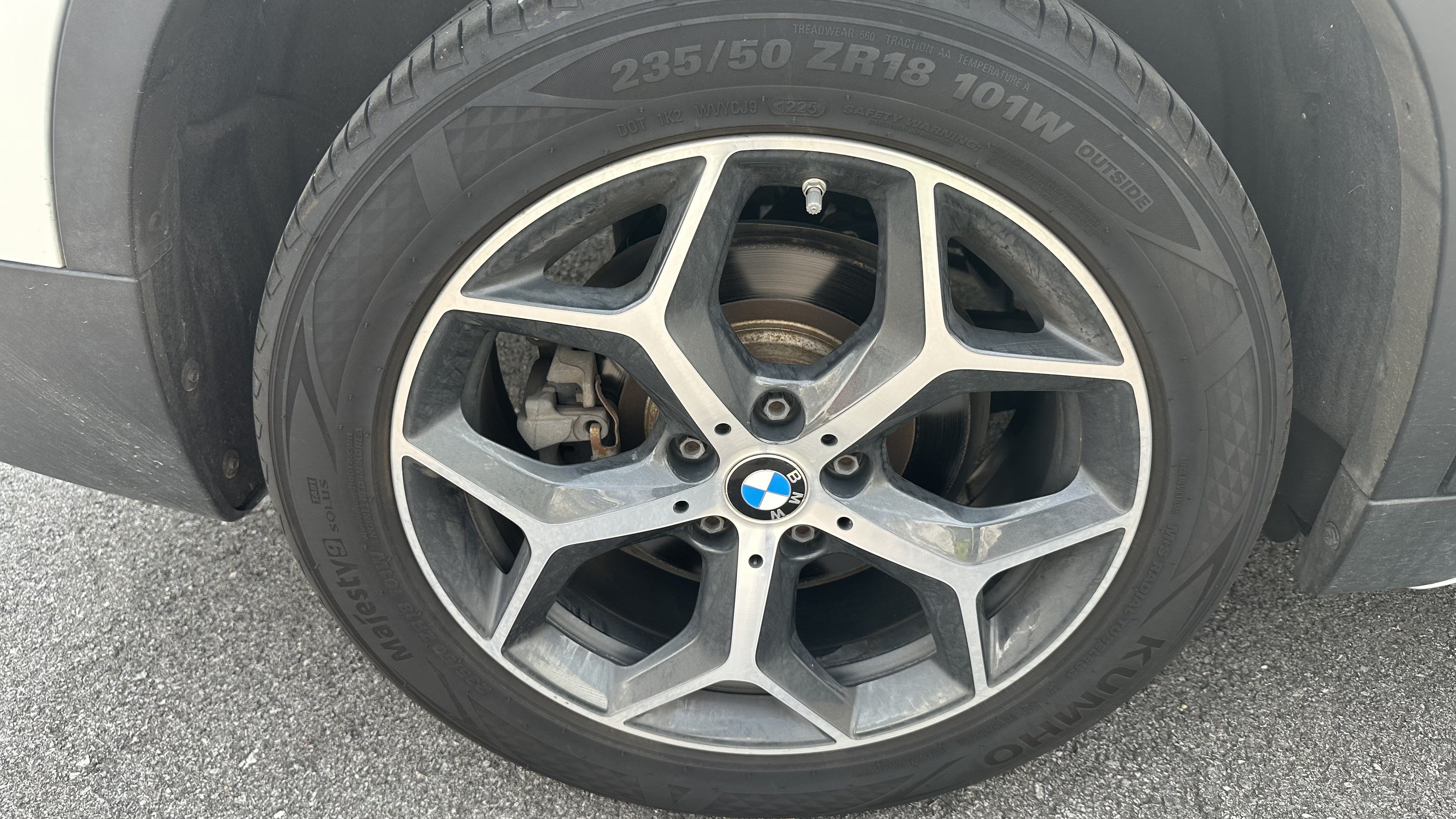 Used 2017 BMW X1 xDrive28i AWD/4WD image 14