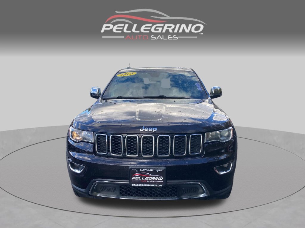 Used 2019 Jeep Grand Cherokee Limited AWD/4WD image 10