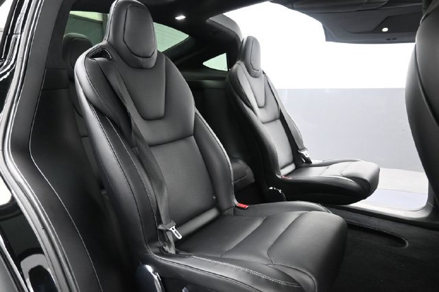 Used 2023 Tesla Model X Plaid AWD/4WD image 3