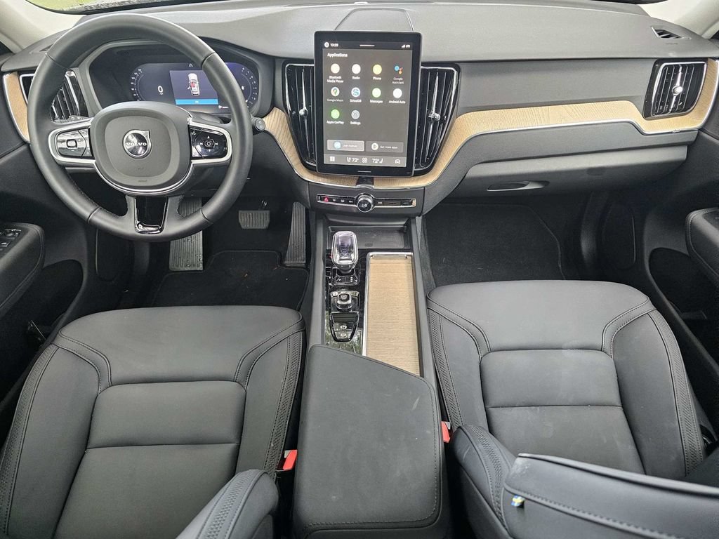 Certified 2026 Volvo XC60 B5 Plus AWD/4WD image 15
