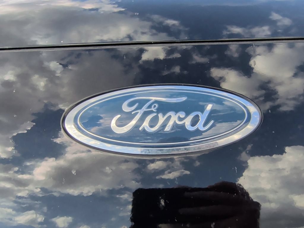 Used 2021 Ford Escape SE w/ SE Sport Appearance Package FWD image 10