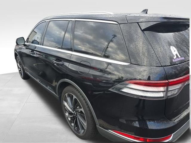 Used 2020 Lincoln Aviator Reserve w/ Equipment Group 202A image 3