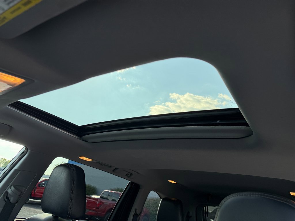 Used 2017 Toyota Highlander XLE image 28