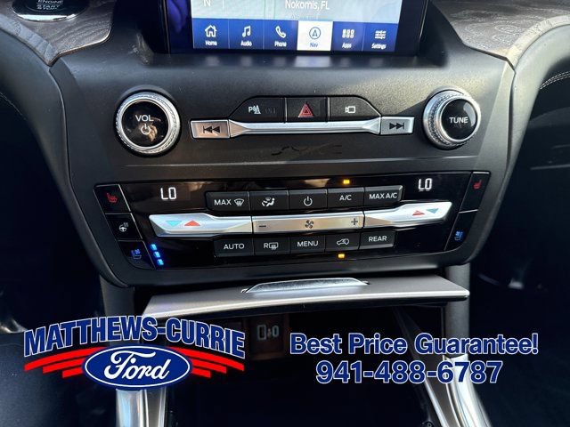 Certified 2020 Ford Explorer Platinum w/ Premium Technology Package AWD/4WD image 22