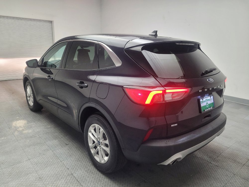 Used 2021 Ford Escape SE image 5