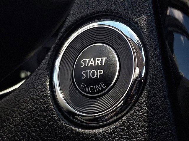 Used 2021 Nissan Rogue Sport SV image 23