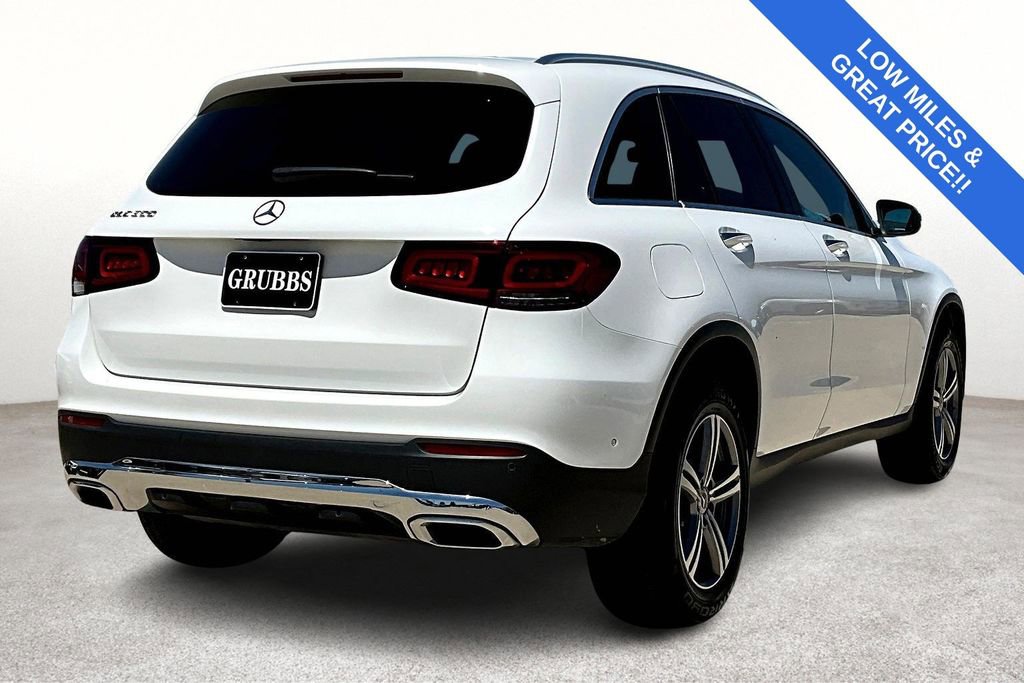 Used 2022 Mercedes-Benz GLC 300 image 2