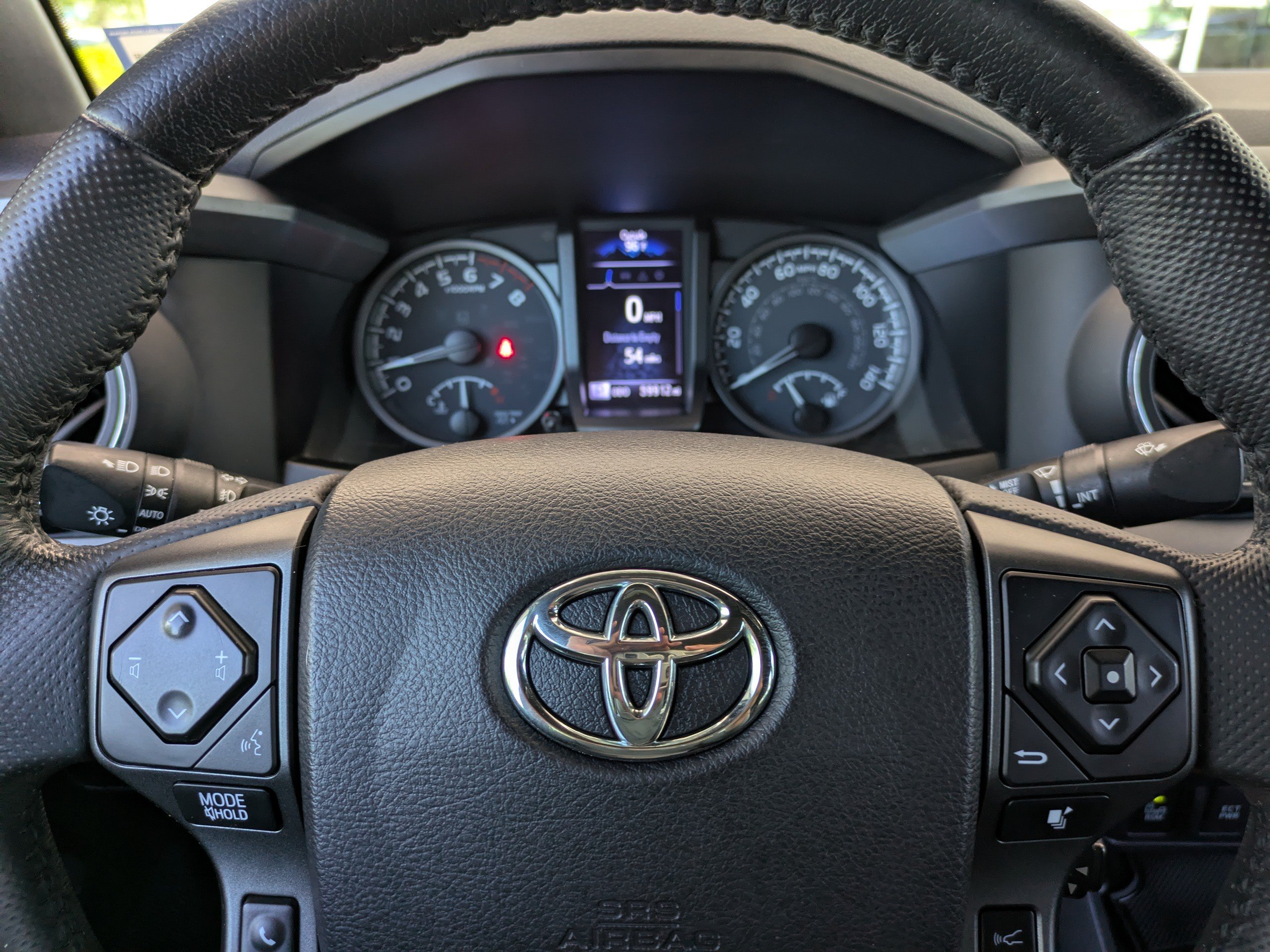 Used 2022 Toyota Tacoma TRD Off-Road w/ Technology Package AWD/4WD image 26