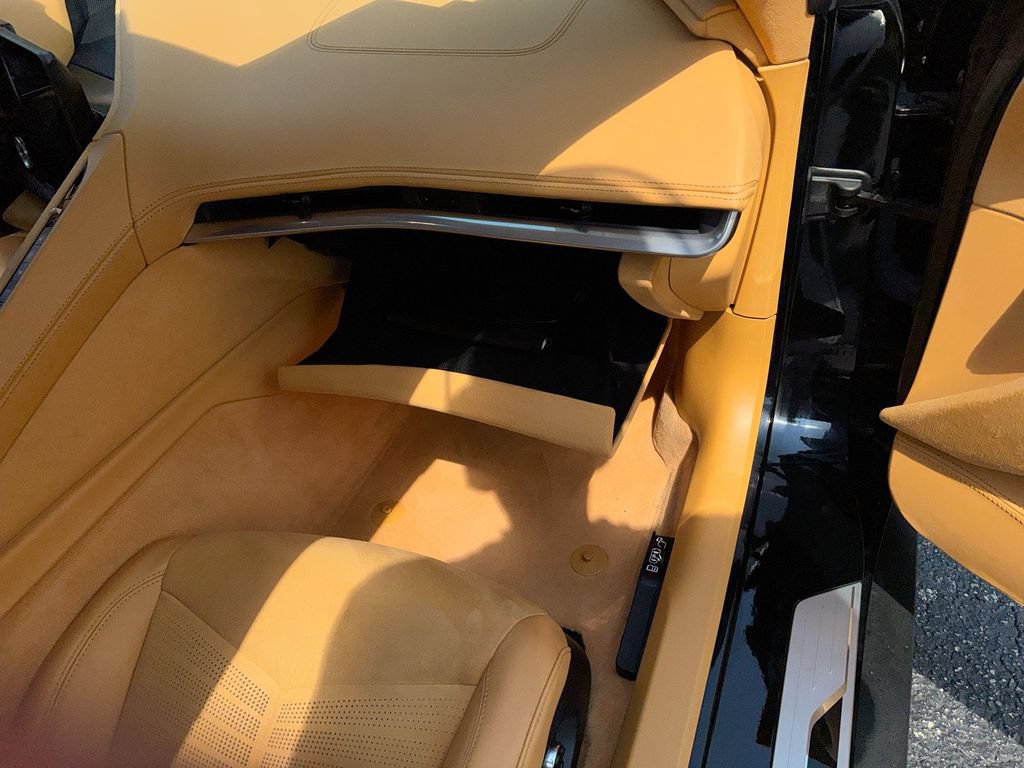 Used 2023 Chevrolet Corvette Stingray Premium Conv w/ Z51 Performance Package RWD image 36