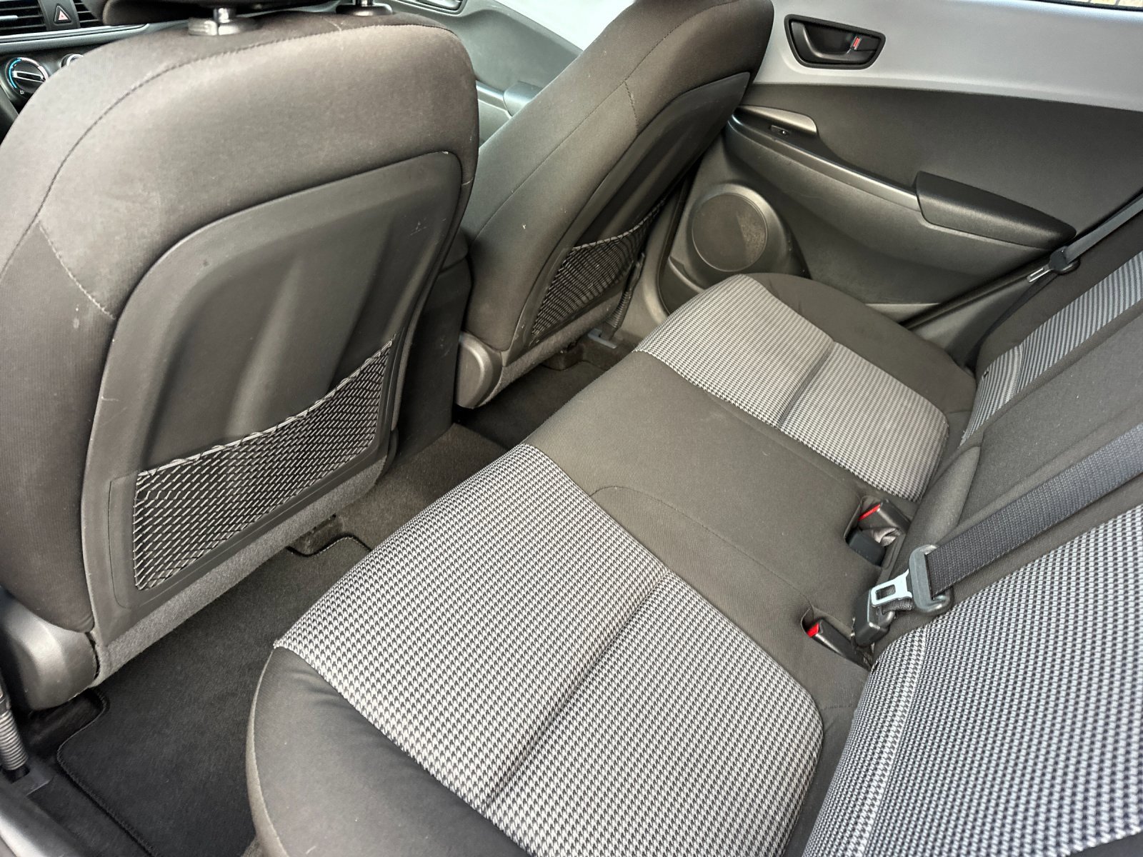 Used 2019 Hyundai Kona SEL image 12