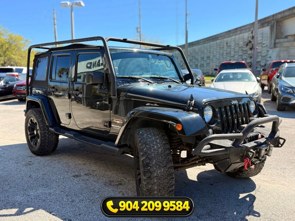 Used 2015 Jeep Wrangler Unlimited Sahara AWD/4WD image 8